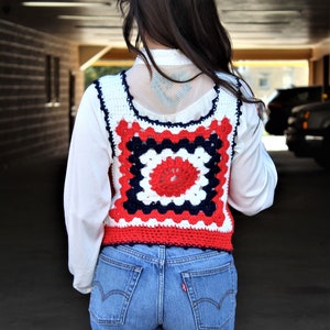Crochet Vest, Vintage Knit Sweater Vest, Small Women, Red White Blue, Patriotic image 6