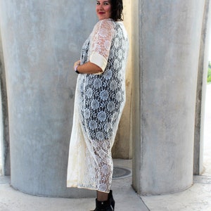 Lace Kimono, Vintage 1980s, Adagio by Patricia Fieldwalker Robe, One Size Women, Cream Lace, Satin trim image 5