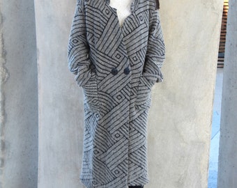 Vintage 1980s Long Blanket Coat, Medium Women, Gray Black Mohair Blend Knit