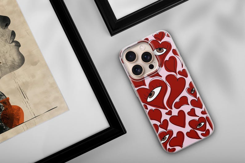 Hjärtliknande telefonskal Comme Des Garçons för iPhone 17 Pro Max, 16e, 15, 14, 13 och Samsung S26 Ultra, S25 FE, A57, A56, Pixel 10, 9A bild 10