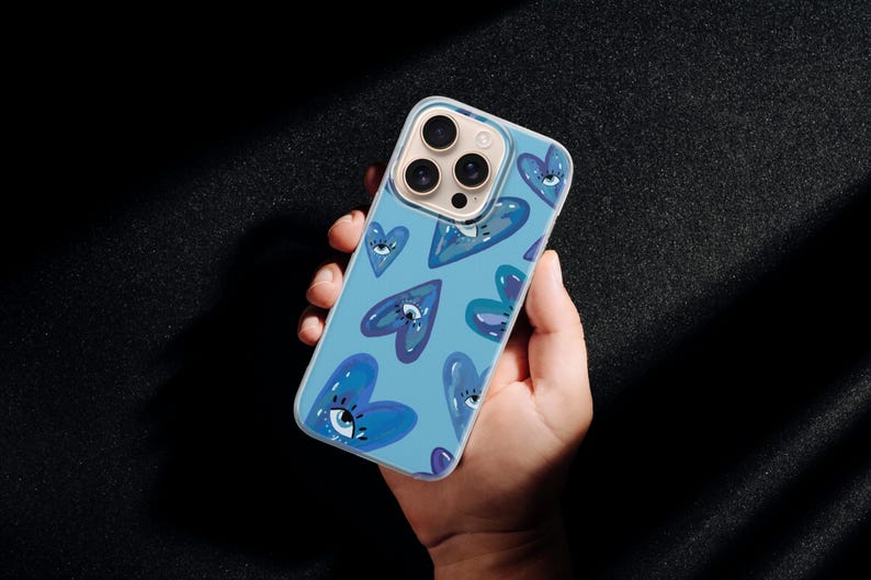 Hjärtliknande telefonskal Comme Des Garçons för iPhone 17 Pro Max, 16e, 15, 14, 13 och Samsung S26 Ultra, S25 FE, A57, A56, Pixel 10, 9A bild 4