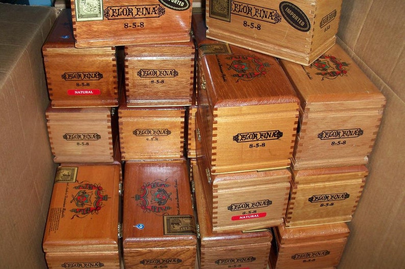 Cigar Box Wooden Chest Fuente Flor Fina 8-5-8 Brass Closure Group Gift Box Three In Stock by IndustrialPlanet NEW Free Shipping