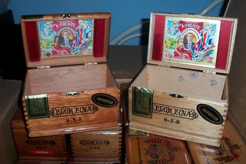 Cigar Box Wooden Chest Fuente Flor Fina 8-5-8 Brass Closure Group Gift Box Three In Stock by IndustrialPlanet NEW Free Shipping