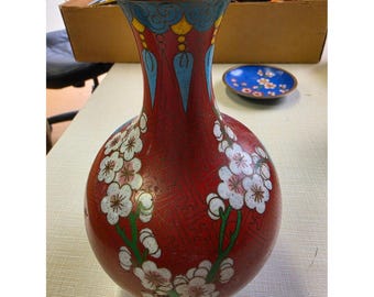 Bellissimo vaso in ottone/rame smaltato con difetti visibili in foto.