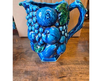 Vintage Inarco Japan Blå Fruktrelief Keramikkanna E-2429 Majolica-stil