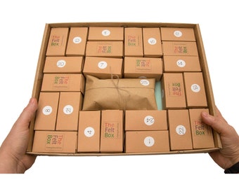 Kalendarz adwentowy „The Felt Box” – 25 filcowych niespodzianek na Boże Narodzenie | Zestaw do majsterkowania | Odliczanie do świąt | Wysyłka w listopadzie | Prezent świąteczny