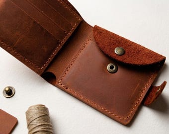 Cartera de cuero personalizada para hombre, cartera para hombre, regalo de aniversario personalizado para esposo, cartera plegable con relieve de cocodrilo, regalo para padrinos de boda