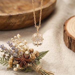 14K Gold Starburst Pendant Necklace,  Minimalist White Crystal Celestial Compass, Celestial  Promise Talisman,Bridal  Necklace, Gift for Her