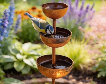 Recolector de lluvia, bebedero para pájaros de jardín, cuenco de agua, estacas, bebedero de metal para pájaros de patio