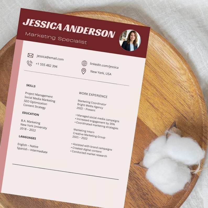 Dark Red Professional Resume Template | ATS Friendly Modern CV (canva ...