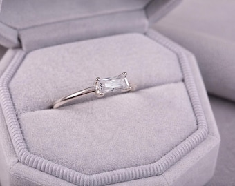 Minimalistische stokbroodring, sterlingzilver, gerhodineerd, dunne band, elegante beloftering