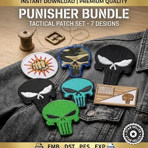 Op de afbeelding: Een witte keramische mok met een zwart handvat en de tekst "But First, Coffee" in een zwarte, vette letter. De mok staat op een houten oppervlak.