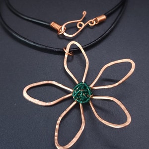 Copper Flower Pendant Necklace, Wire Pendant Necklace, Green Flower Pendant, Nature Inspired Jewelry, Hippie Necklace, Gift for Girlfriend