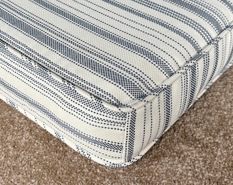 Custom Waterproof Outdoor Seat Cushion – UV & Mildew Resistant – Perfect for Garden, Deck, or Pool