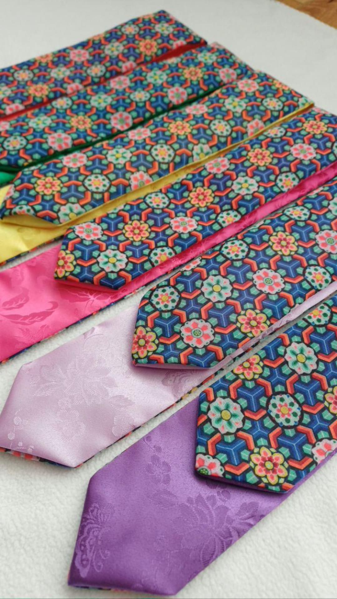 Handmade Daenggi Korean Hair Ribbon – Dancheong Pattern Hanbok Fabric ...