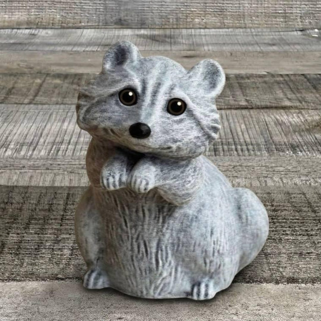 Dreaming Raccoon Garden Statue – Concrete Effect Decorative Outdoor ...