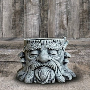 Concrete Tree Face Planter Pot Outdoor Garden Spirit statue Old Man Tree Stump vase Mushroom decor Forest creature sculpture Yard Art Decor