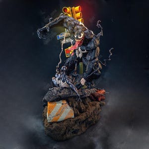 Puede incluir: Una taza de cerámica blanca con un asa negra y el texto "But First, Coffee" en un estilo manuscrito. La taza está sobre una superficie blanca. La taza mide 10 cm de alto.