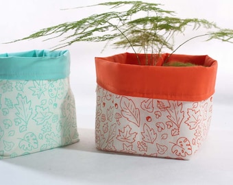 2 Fabric baskets handprinted in coral or mint - Cotton buckets printed with leaves pattern -Organizer bin for table, desk or planter - 6"x7"