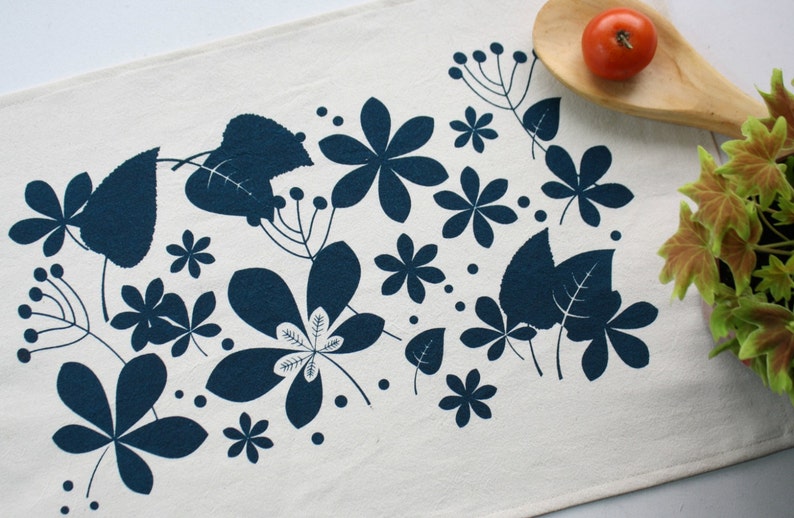 Cotton placemats Spring screen print blue or red-Set x 2-Modern rustic style placemats handprinted flowers and leaves onto unbleached cotton Blue