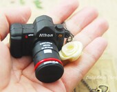 8gb usb flash drive - a mini Dslr camera necklace