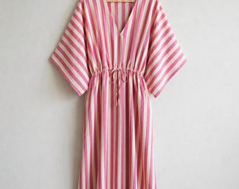 Rosa Gestreiftes Baumwolle Kaftan Kleid | Leichte Sommer Strand Abdeckung | Boho Loose Fit Kaftan | Frauen lässiges Lounge Kleid | Resort Wear Tunika