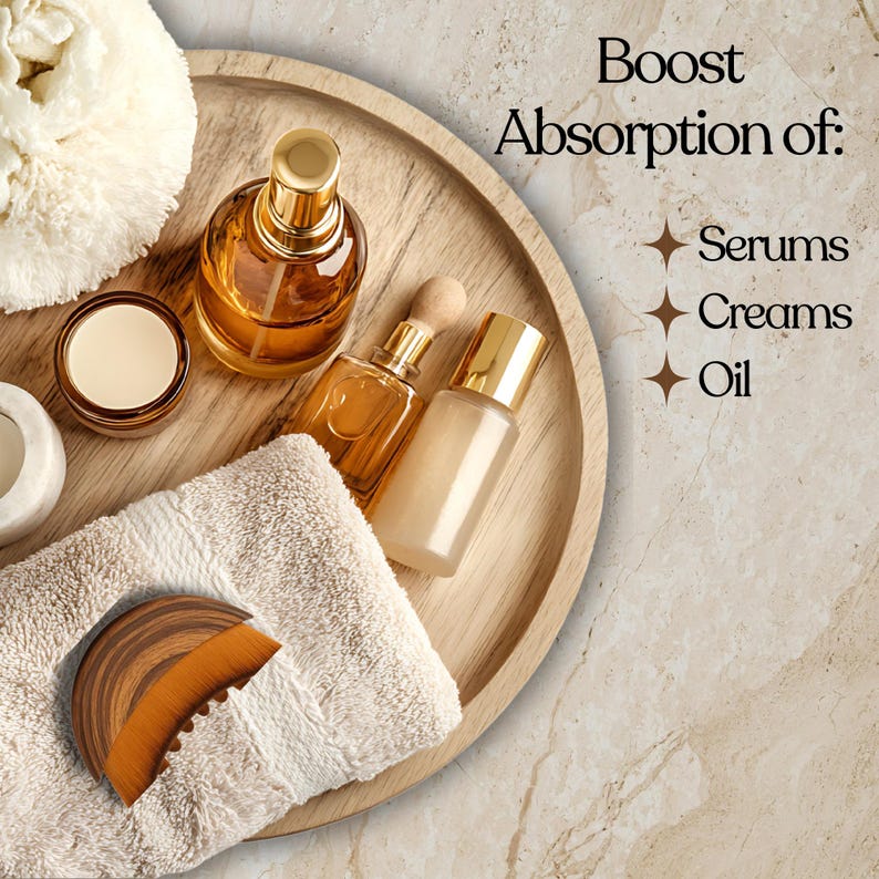 Pode incluir: Uma bandeja de madeira com produtos de beleza: frascos de vidro com tampas douradas, um pequeno pote e uma toalha dobrada. O texto diz: "Boost Absorption of: S&eacute;runs, Cremes, &Oacute;leo."