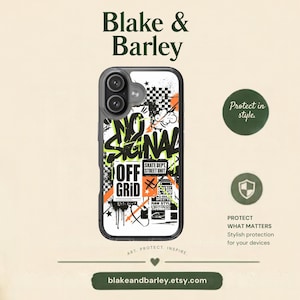 Puede incluir: Una funda para teléfono con un diseño gráfico que incluye el texto NO SIGNAL, OFF GRID, SKATE DEPT, STREET UNIT y EST. 2003. El diseño presenta elementos en negro, blanco, naranja y verde lima con patrones de cuadros, estrellas y grafitis.