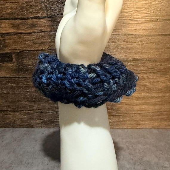 Hand Dyed Merino Wool Scrunchie, Handmade Blue Gray Knit Hair Accessory, Unique Ice Dyed Yarn