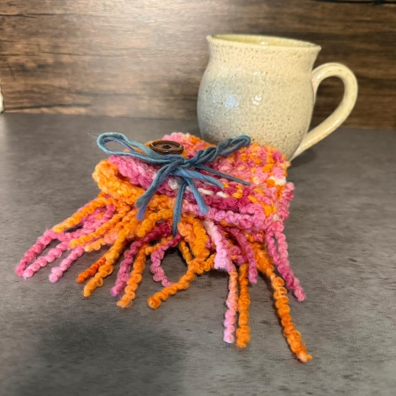 Hand Knit Lesbian Pride Mug Wrap and Rug Set – Cozy Coffee Cozy LGBTQ Home