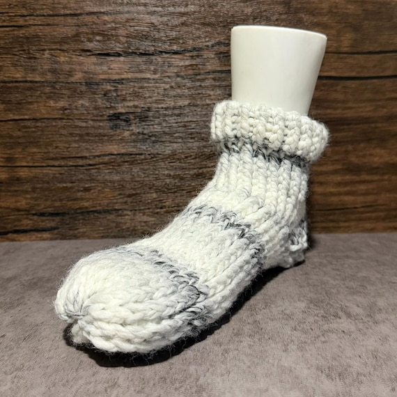 Marled Gray White Slipper Socks, Handmade Wool Blend Cozy House Shoes, Black Winter Footwear, Warm Knit Gift