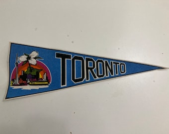 Vintage Toronto Canada Travel Thin Pennant Souvenir Tourist Thin Felt Cityscape Canadian Decor