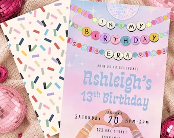Könnte beinhalten: Eine rechteckige Geburtstagseinladungskarte mit pastellfarbenem Hintergrund, einer Discokugel, einer Perlenketten-Aufschrift IN MY BIRTHDAY ERA und dem Text Ashleigh's 13th Birthday, Saturday January 20, 3PM-6PM, 123 ABC STREET, RSVP INFO.