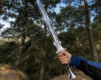 Handgemaakt koolstofstalen fantasiezwaard | 24 inch mes, palissander handvat, zilveren accentbeschermer