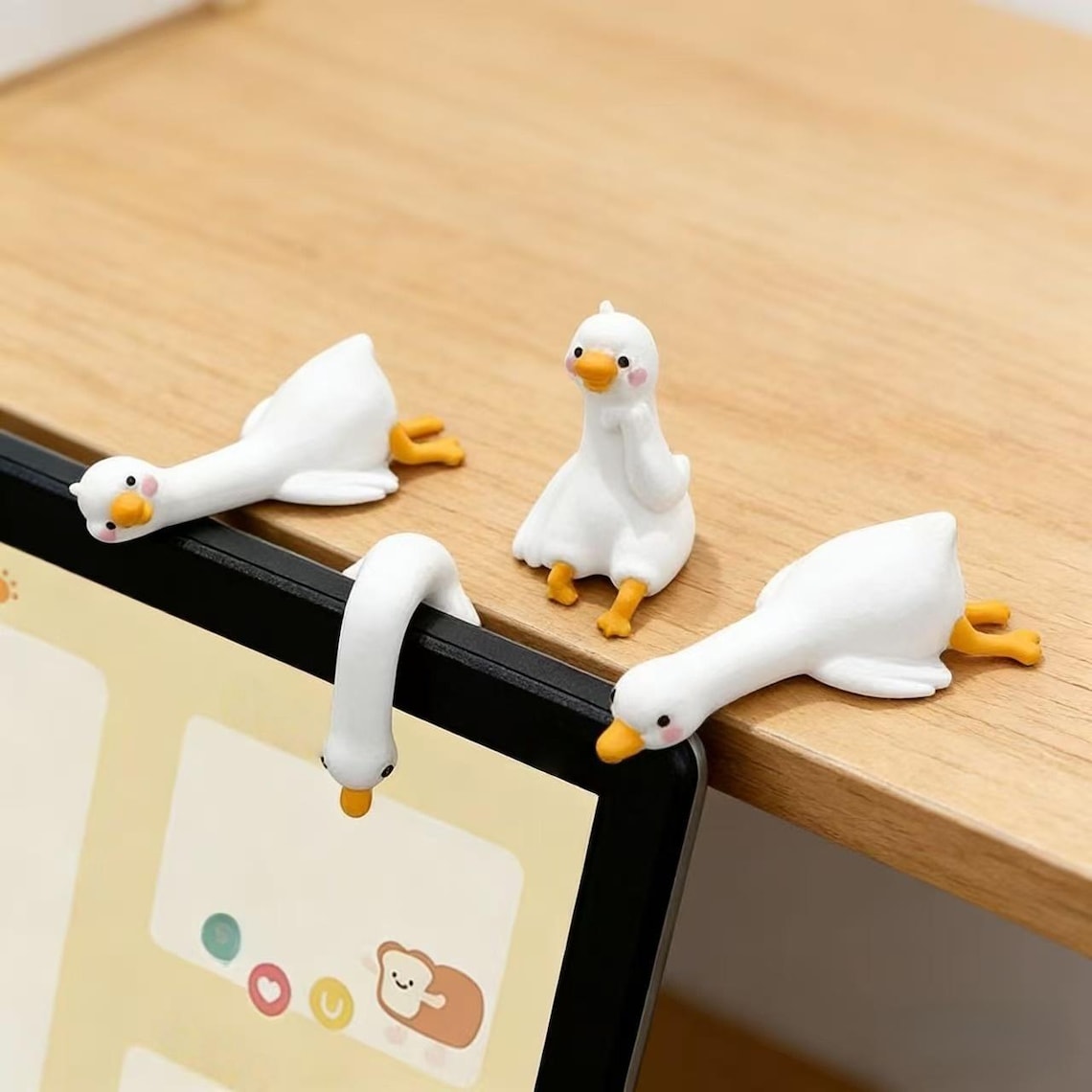 Computer Monitor Soft Toy Sticker Personalization Computer Monitor Buddy Figurines,duck Desk Toy and ...