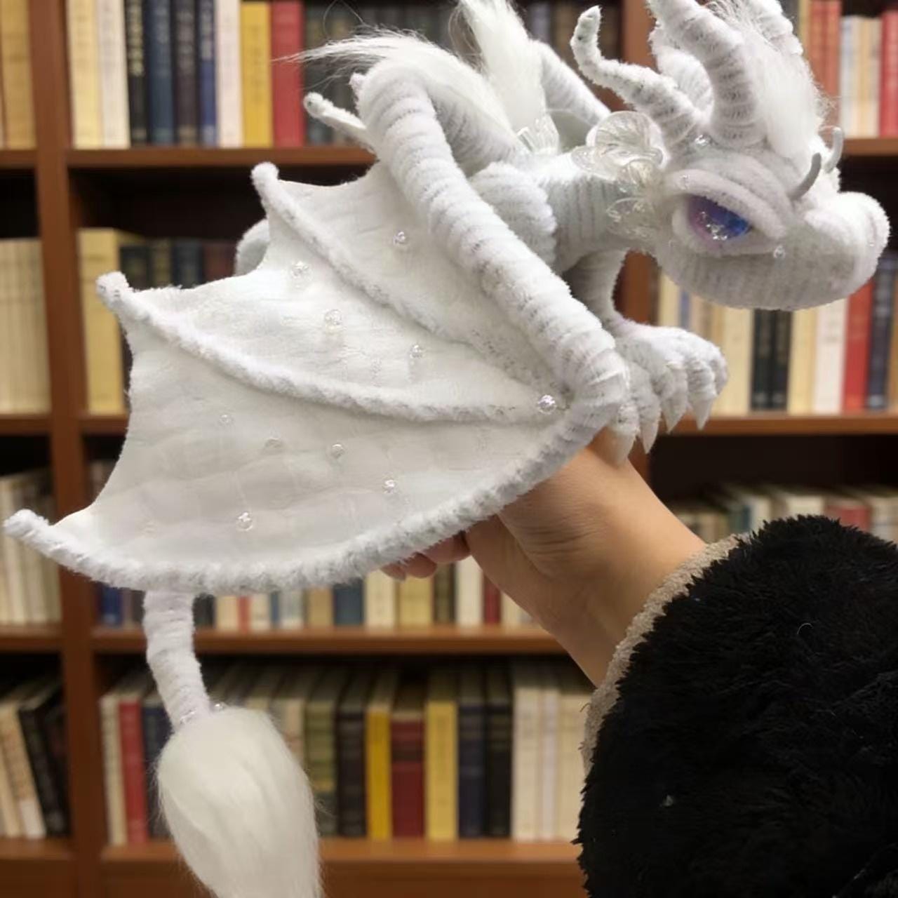 ハンドメイド ぬいぐるみ ドラゴン ホワイト ドラゴンぬいぐるみカスタム - Etsy 日本