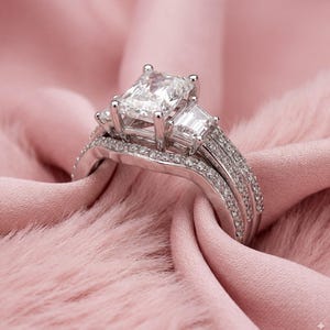 Bröllopsring i sterlingsilver med strålande slipning | 3-delad vigselring med CZ (färglös)
