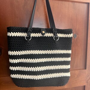Bolsa de crochet hecha a mano