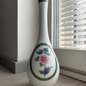 Jarrón de porcelana vintage Koransha Arita de Japón de 23 cm (9 pulgadas) con diseño floral de doble cara.