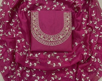 Handgeborduurd Raniroze Salwar Kameez voor dames: handgemaakt Punjabi-kostuum voor bruiloft