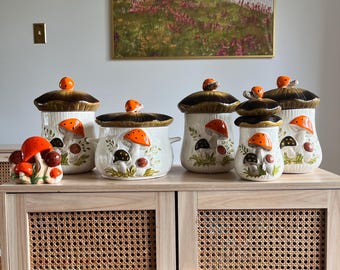 Vintage 1950s to 1960s Ransburg Orange White Yellow Flowers Hand