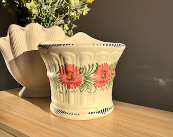 Vintage handbemalter Keramik Wand-Taschen-Übertopf | Folk Art Keramik im portugiesischen Stil