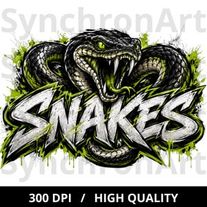 Puede incluir: Una ilustración gráfica de una serpiente negra enroscada con ojos de color verde brillante y la boca abierta mostrando colmillos afilados. La palabra SNAKES está escrita en letras blancas grandes y estilizadas con textura metálica.