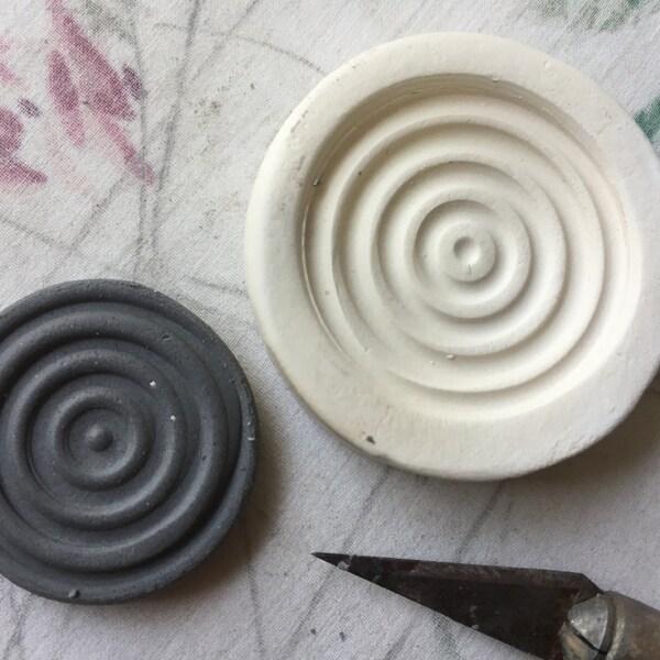 Bullseye Sprig Mold for Ceramic Decoration and Texture