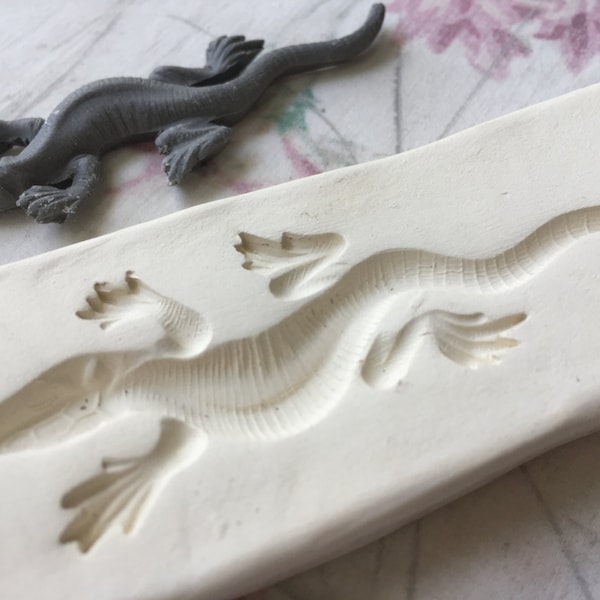 LI Clay Lizard Pottery Press Mold Relief Mold or Sprig Mold Bisque Clay for Ceramic Decoration and Texture White