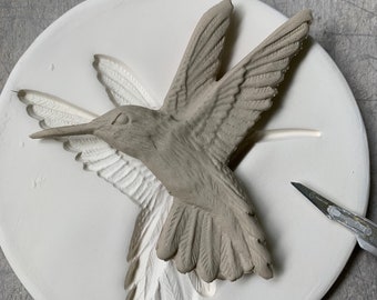 HUS Small Humming Bird Bisque Sprig Mold for Pottery Decorating and Texture