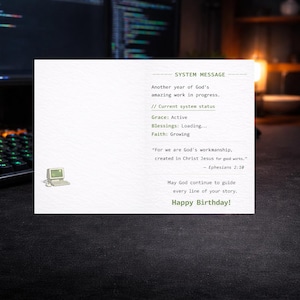 Biglietto di compleanno cristiano / Umorismo sulla programmazione / Biglietto per amanti della tecnologia / Modalità chiara / Messaggio religioso / Stampabile