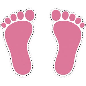Op de afbeelding: Twee roze babyvoetjes met een stippellijn op een witte achtergrond. De voetafdrukken wijzen in tegengestelde richtingen, met duidelijk gedefinieerde tenen. Een eenvoudige, grafische illustratie.