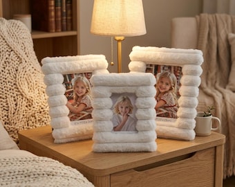 Marco de fotos blanco de piel sintética esponjosa, decoración de escritorio suave y afelpada