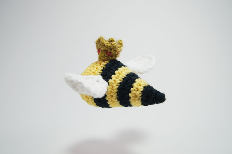 Bumble Bee Crocheted Amigurumi PDF Pattern Bundle image 7